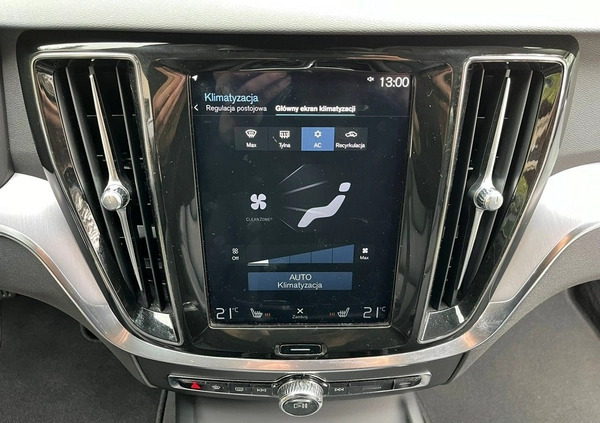 Volvo V60 cena 75900 przebieg: 233900, rok produkcji 2019 z Działdowo małe 466